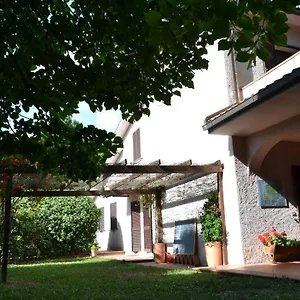  Alloggio per agriturismo Agriturismo Piana Arborello
